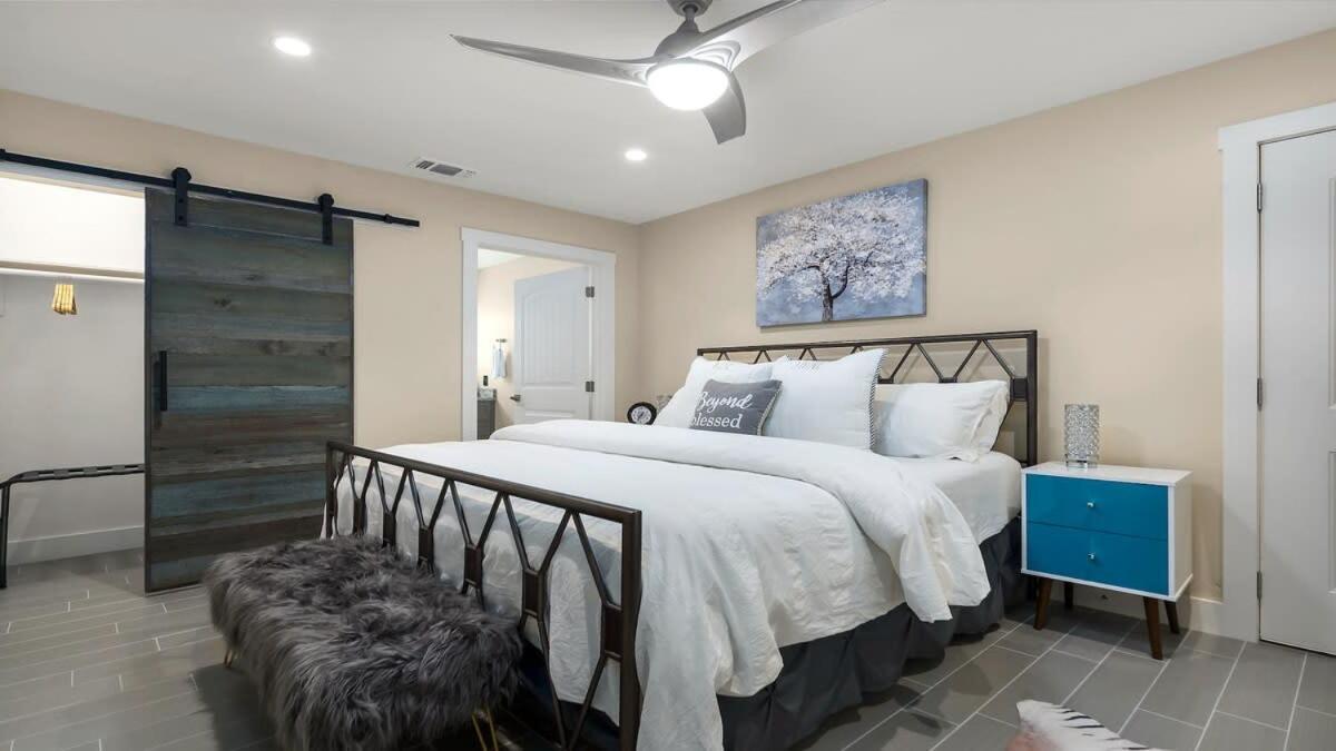 Blumenhaus Sleeps 6 Full Kitchen Plus Hot Tub Fredericksburg Eksteriør bilde